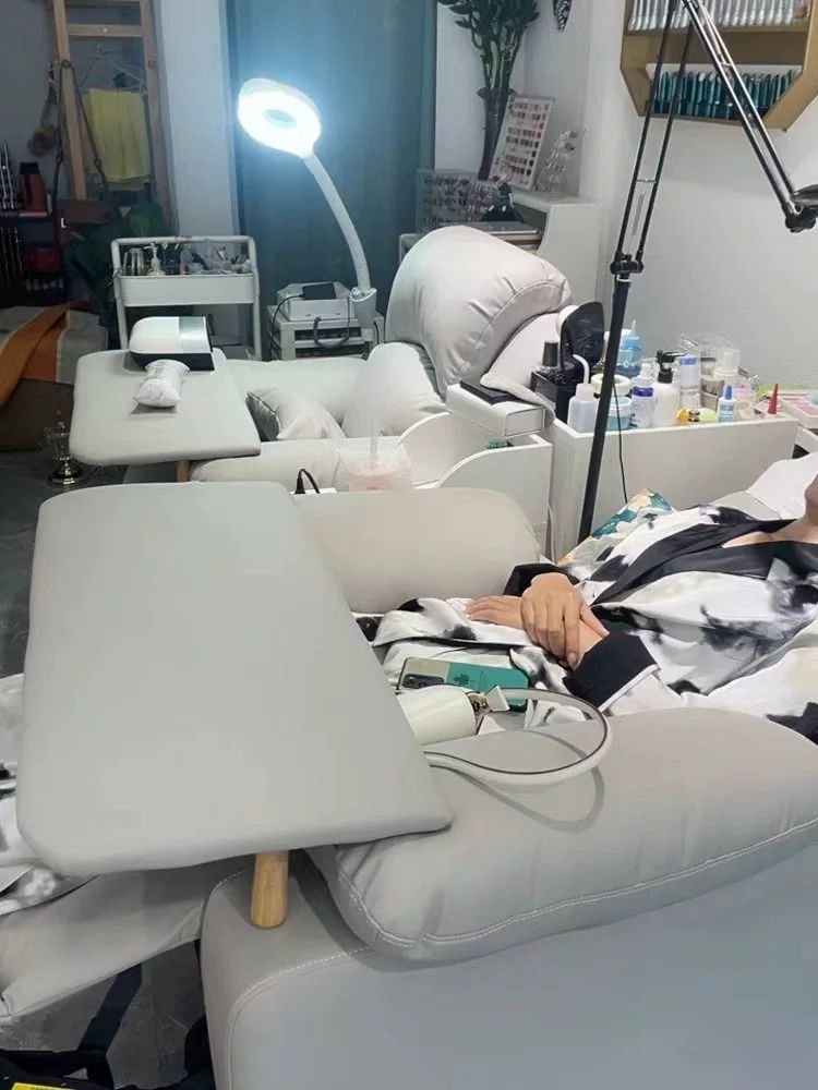 전동 리클라이너 소파 가격문의필요 패브릭 안락, 전동 175도 평누움, 밀키화이트 통기성 가죽 상세 이미지 2